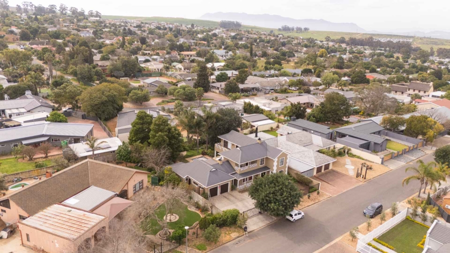 4 Bedroom Property for Sale in Panorama Western Cape